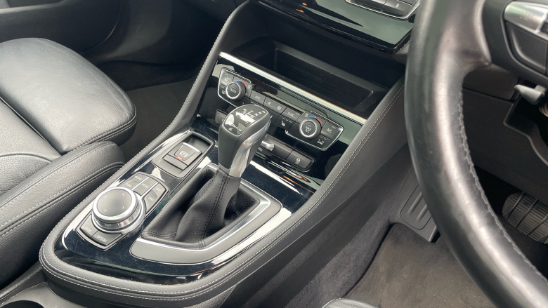 BMW 2 Series 225xe M Sport Premium 5dr Auto Hatchback